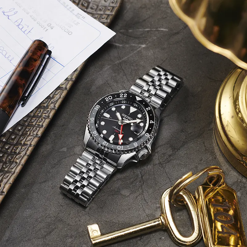 Seiko 5 Sports GMT Black Grape Dial Men’s Watch | SSK001K1