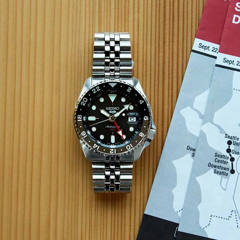Seiko 5 Sports GMT Black Grape Dial Men’s Watch | SSK001K1